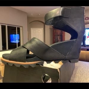 Sorely Joanie Sandal ll sz: 9